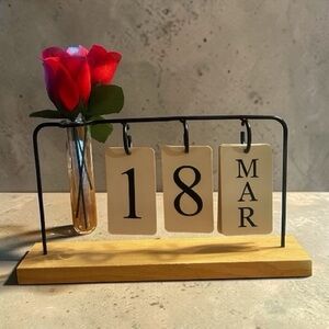 Wood Desk Flip Calendar w/ Vase & Faux Rose – Perpetual Date Calendar Decor